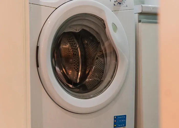 公寓 Bright L 15-min Walk To Center 地拉那